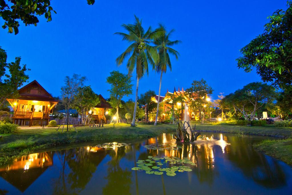 Ban Huai Yai Bueng Bua Thong Resort מראה חיצוני תמונה