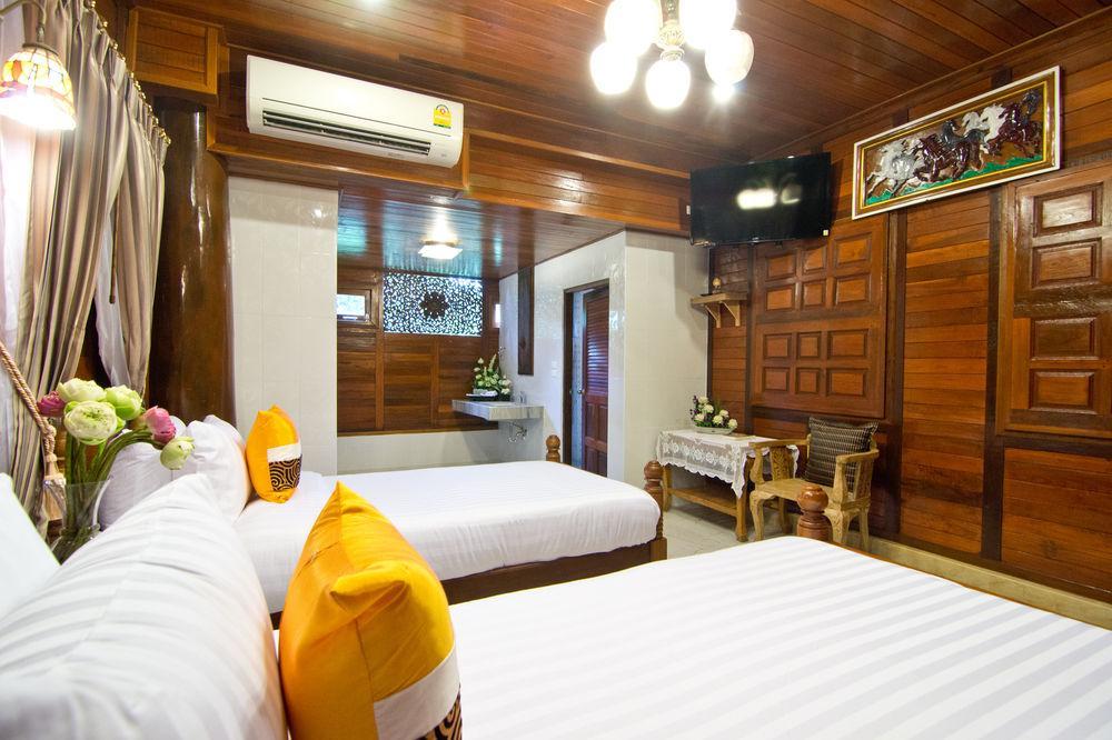 Ban Huai Yai Bueng Bua Thong Resort מראה חיצוני תמונה