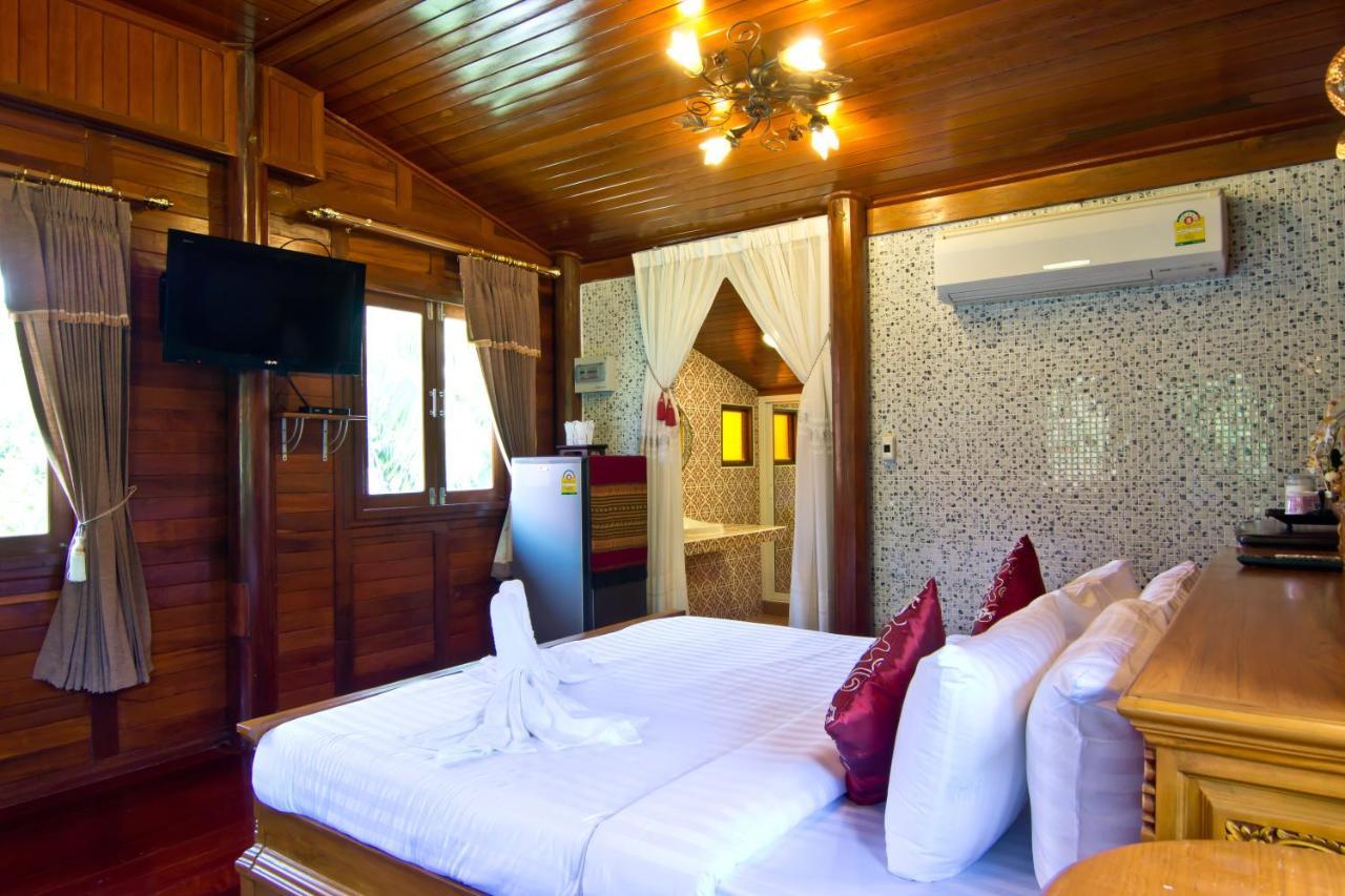 Ban Huai Yai Bueng Bua Thong Resort מראה חיצוני תמונה